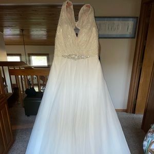 COPY - STUNNING Sophia Tolli Rhinestone Sequin Tulle Wedding Dress Gown